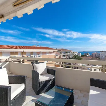 High Apartment