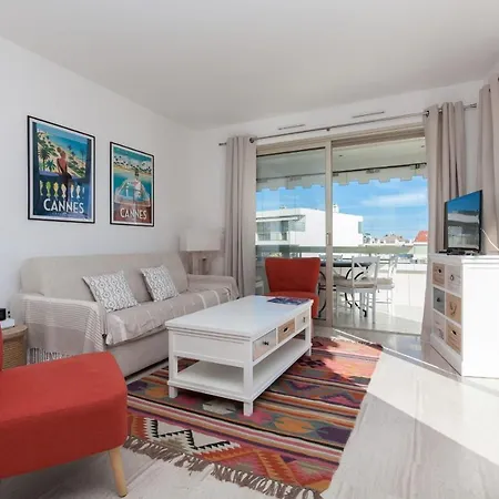 High Apartment